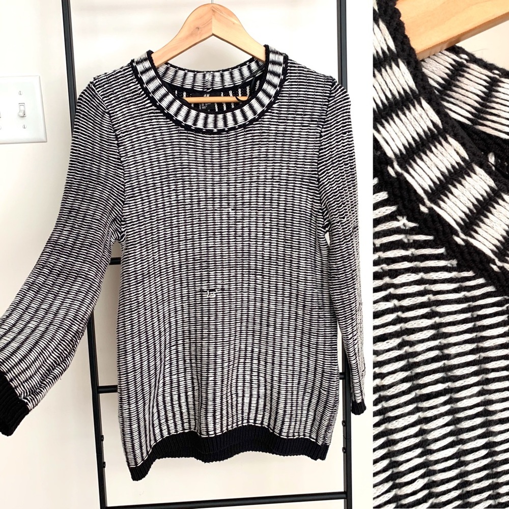 H&M Oversized Sweater - Picture 2 of 11